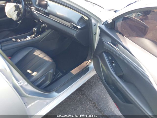 JM1GL1VM9J1336393 Mazda Mazda6 Touring