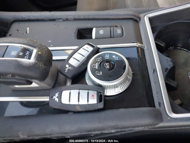 JA4J3VA8XRZ064269 Mitsubishi Outlander Se 2.5 2wd
