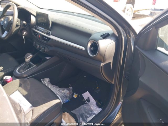 3KPF24AD0ME371654 KIA Forte Lxs