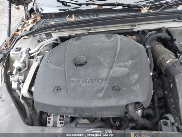 7JRA22TK4KG006287 Volvo S60 T6 Momentum