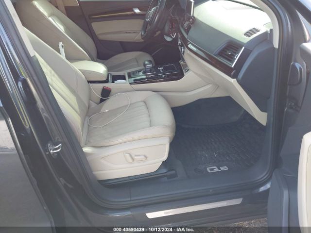 WA1BNAFY1J2165228 Audi Q5 2.0t Premium/2.0t Tech Premium