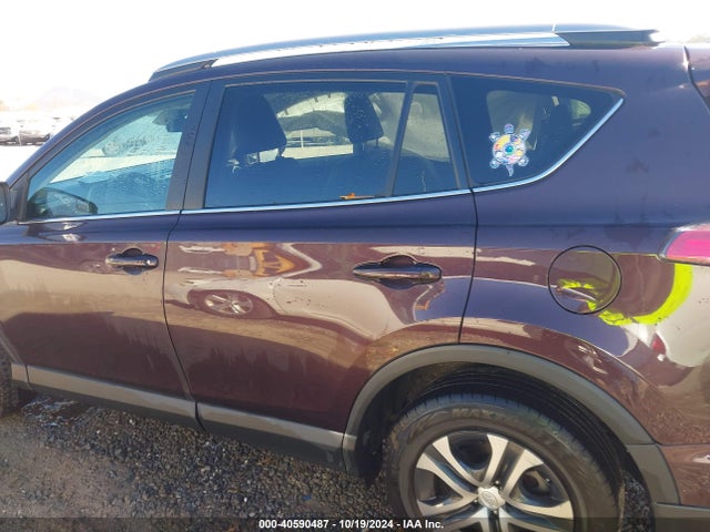 Toyota RAV4 LE 2018 2T3BFREV5JW846136 Image 14