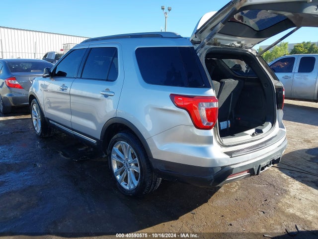 Ford EXPLORER XLT 2019 1FM5K7D86KGA51422 Image 3