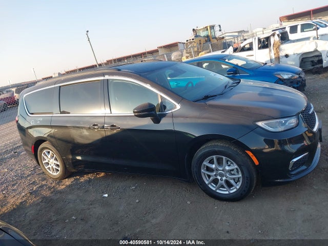 Chrysler Pacifica Touring L 2022 2C4RC1BG2NR191271 Image 13