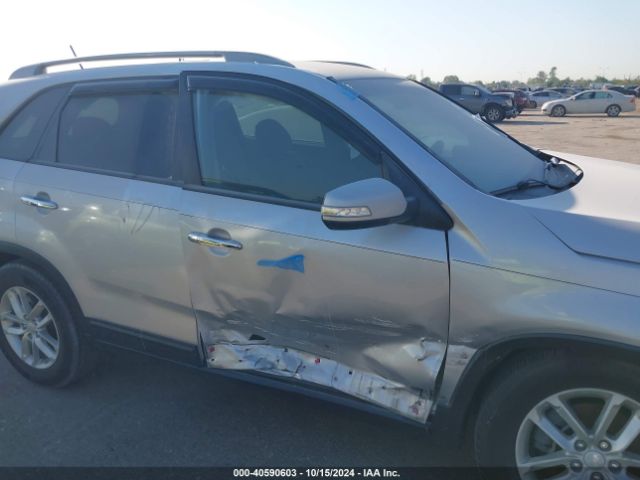 5XYKT3A64FG603590 KIA SORENTO LX