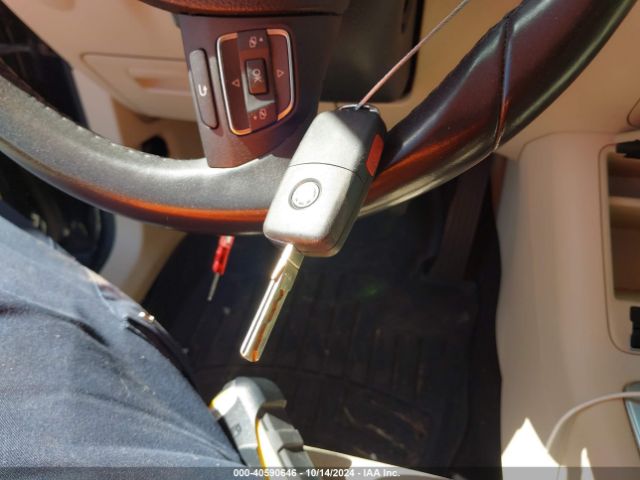 WVGAV7AX4FW603884 Volkswagen TIGUAN SE