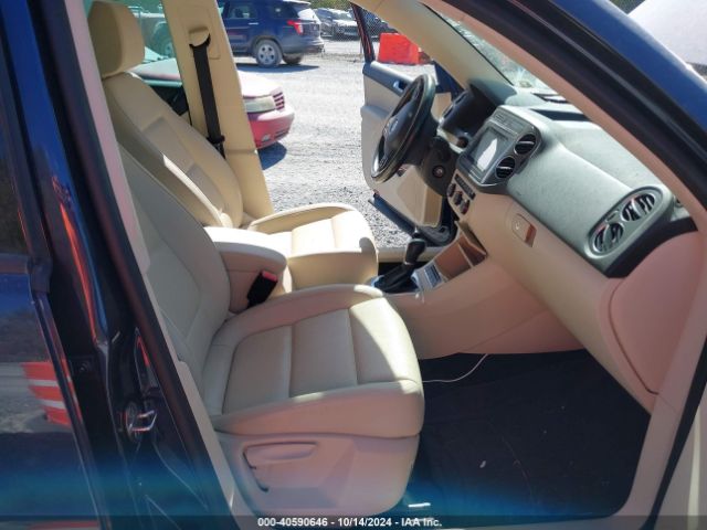 WVGAV7AX4FW603884 Volkswagen TIGUAN SE