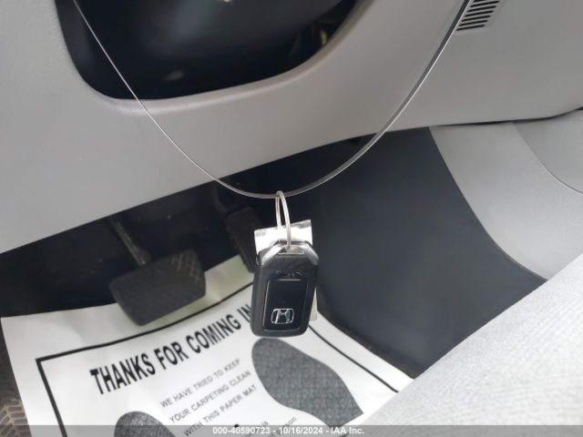 5FNYF6H17KB093282 Honda PILOT LX