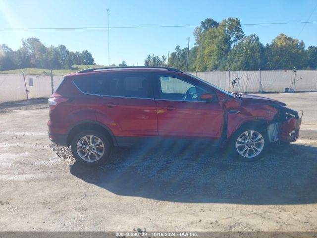 1FMCU0GD0HUC43513 Ford ESCAPE SE