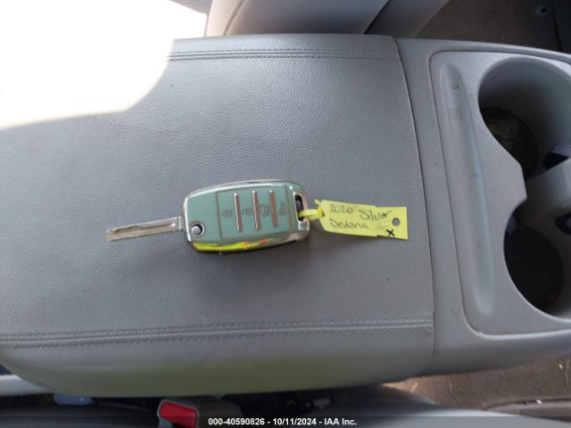 KNDMA5C19L6613624 KIA Sedona L
