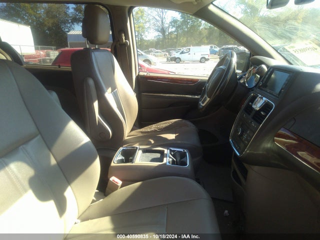 2C4RC1BG9ER225674 Chrysler Town & Country Touring