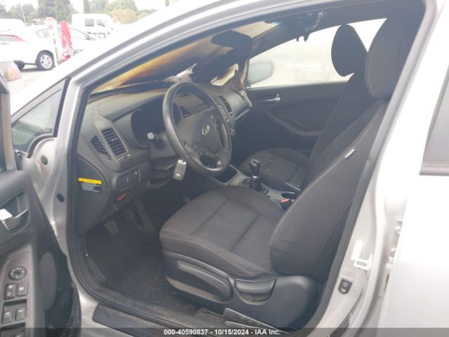KNAFK4A62G5574463 KIA FORTE LX