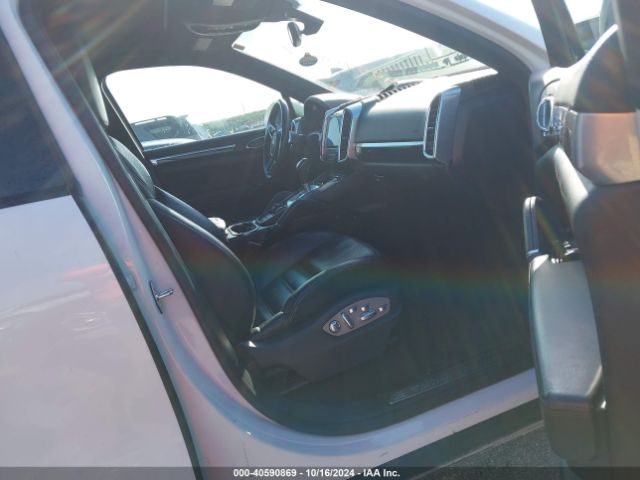 WP1AA2A28HKA89912 Porsche Cayenne Platinum Edition