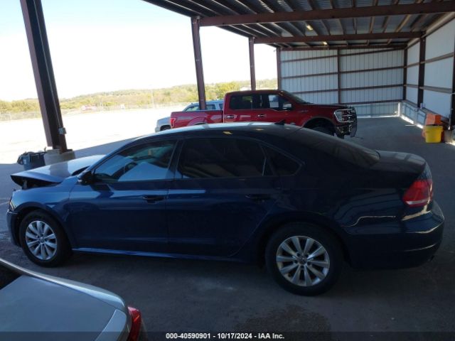 1VWAS7A35FC073269 Volkswagen Passat 1.8t Wolfsburg Edition