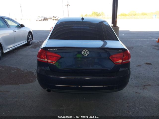 1VWAS7A35FC073269 Volkswagen Passat 1.8t Wolfsburg Edition