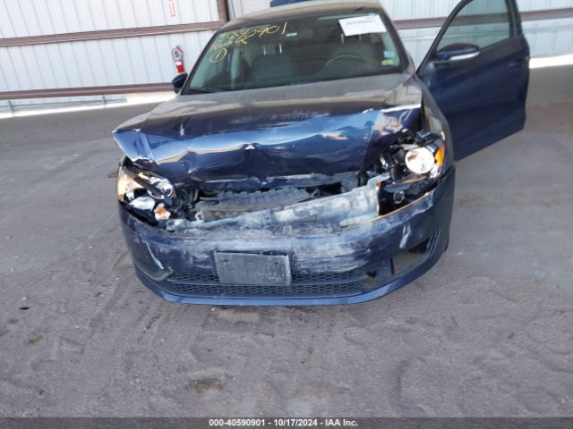 1VWAS7A35FC073269 Volkswagen Passat 1.8t Wolfsburg Edition