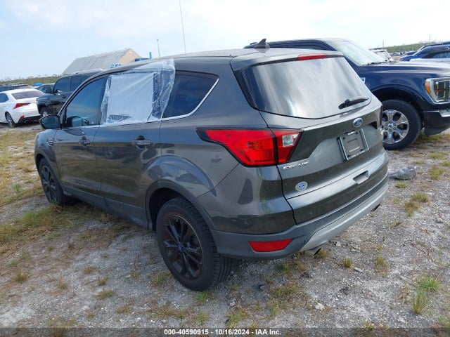 Ford ESCAPE SE 2019 1FMCU0GD2KUA12037 Image 3