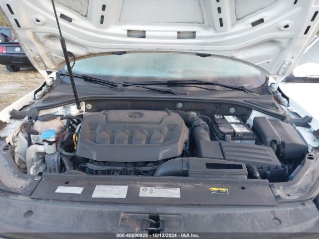 1VWBA7A37JC013235 Volkswagen Passat 2.0t Se