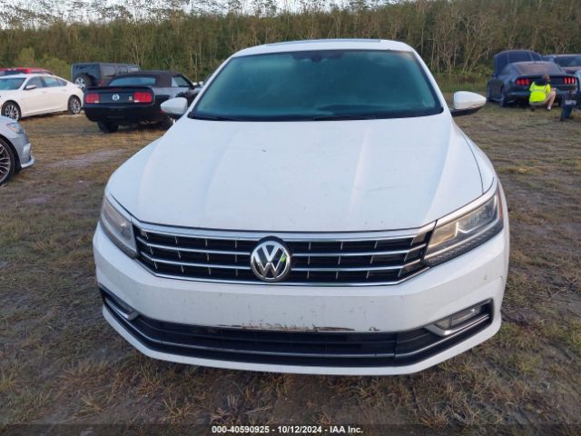 1VWBA7A37JC013235 Volkswagen Passat 2.0t Se