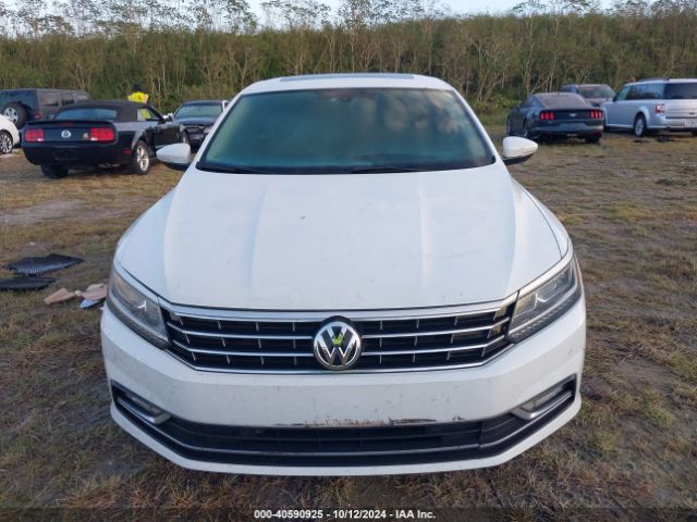 1VWBA7A37JC013235 Volkswagen Passat 2.0t Se