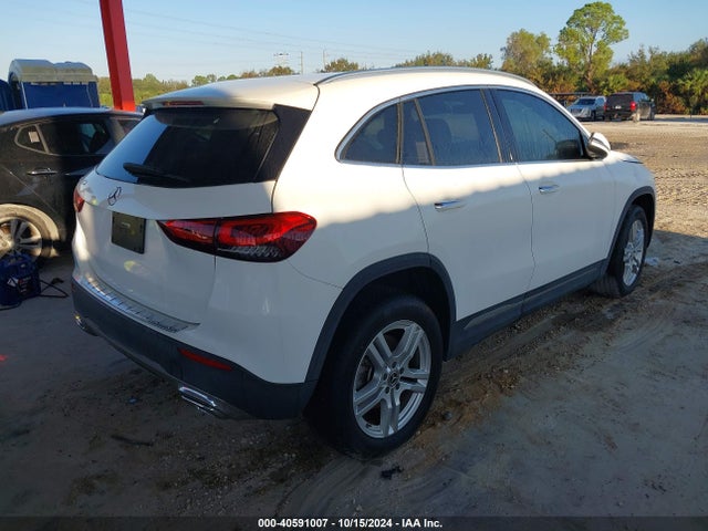 W1N4N4GB3MJ128131 Mercedes-Benz GLA 250