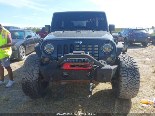 1C4BJWDG6HL650302 Jeep Wrangler Unlimited Sport 4x4