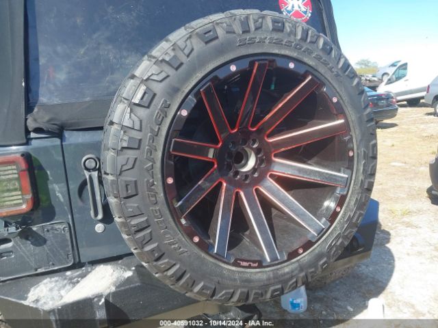 1C4BJWDG6HL650302 Jeep Wrangler Unlimited Sport 4x4