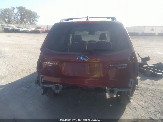Subaru Forester 2.5i Premium 2016 JF2SJADC9GH493688 Image 17