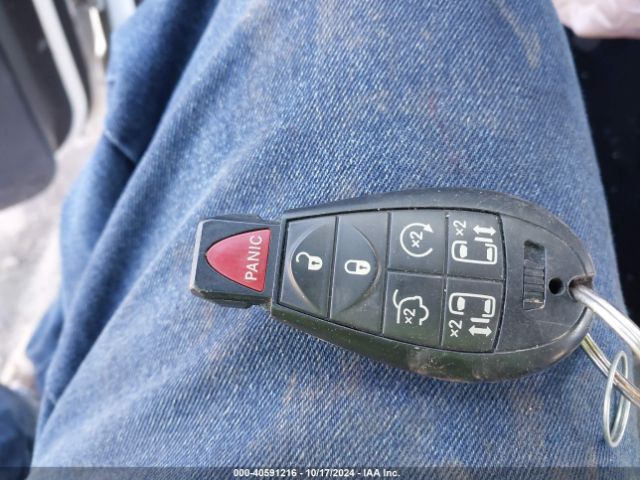 2C4RDGEG2KR690109 Dodge Grand Caravan Gt