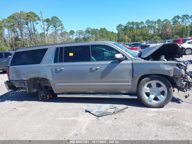 Chevrolet Suburban Lt 2018 1GNSCHKC1JR294468 Image 13