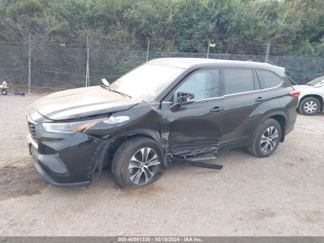 5TDGZRBH8MS110115 Toyota Highlander Xle