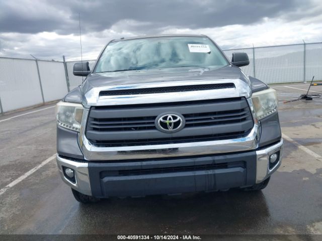 5TFDW5F15EX383297 Toyota Tundra Sr5 5.7l V8