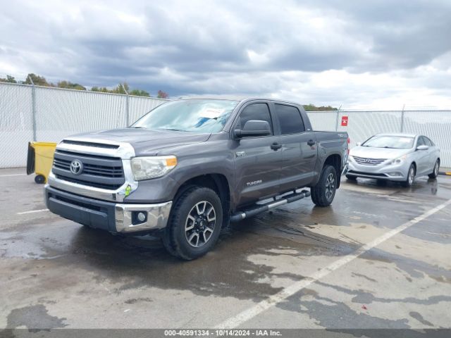 5TFDW5F15EX383297 Toyota Tundra Sr5 5.7l V8