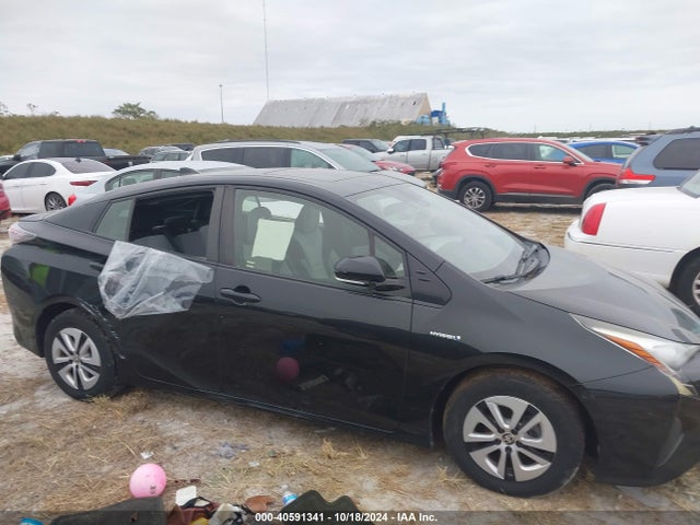 Toyota Prius Three 2016 JTDKARFU9G3016761 Image 14