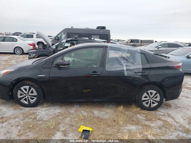 Toyota Prius Three 2016 JTDKARFU9G3016761 Image 15