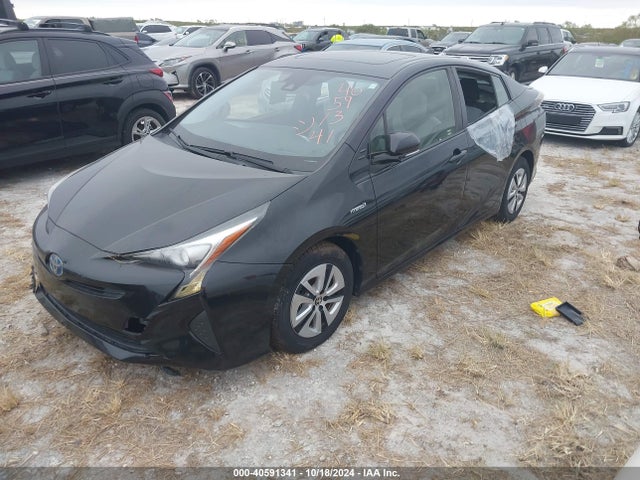 Toyota Prius Three 2016 JTDKARFU9G3016761 Image 2