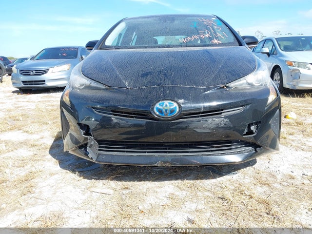 Toyota Prius Three 2016 JTDKARFU9G3016761 Image 6