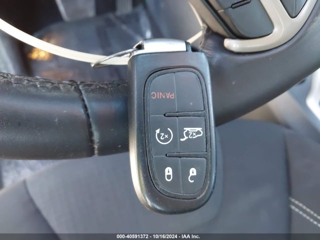 Jeep Cherokee Latitude 2015 1C4PJLCBXFW643567 Image 11