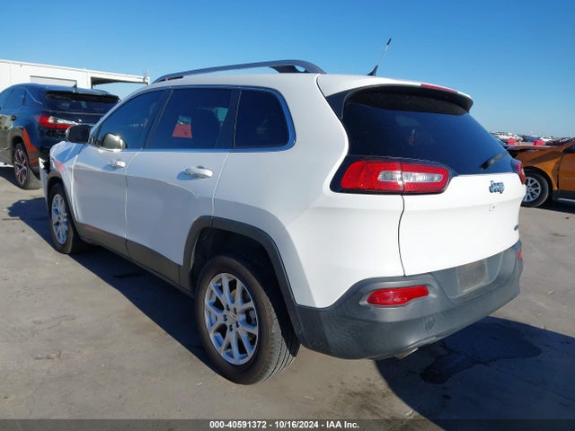 Jeep Cherokee Latitude 2015 1C4PJLCBXFW643567 Image 3