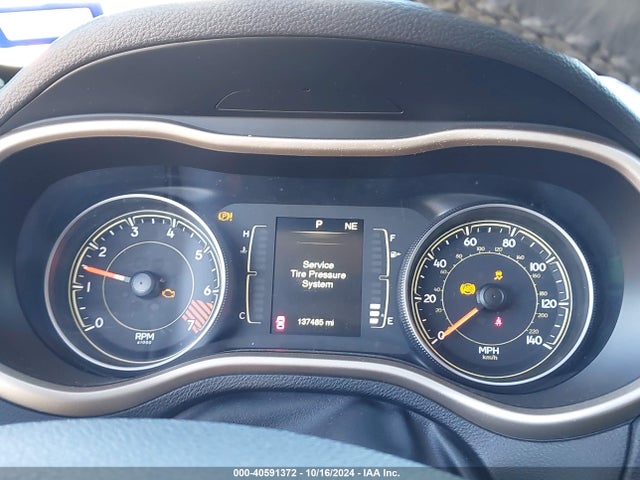 Jeep Cherokee Latitude 2015 1C4PJLCBXFW643567 Image 7