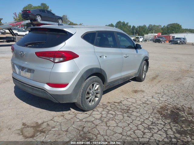 Hyundai TUCSON SE 2016 KM8J33A43GU217135 Image 4
