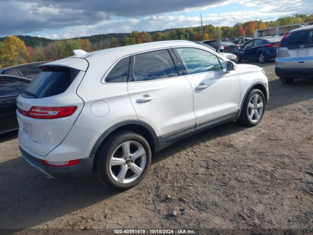 5LMCJ1D93JUL31649 Lincoln Mkc Premiere
