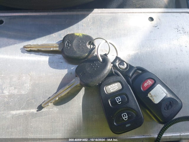 Hyundai ELANTRA SE 2018 5NPD74LF1JH394875 Image 11