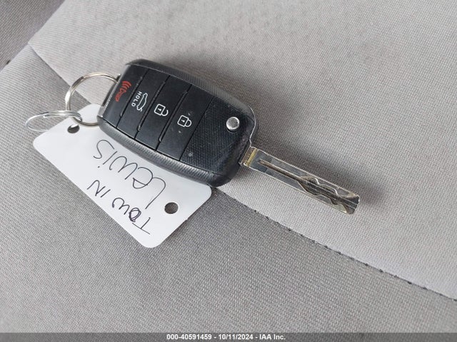 KIA Optima Lx 2015 5XXGM4A73FG465546 Image 11