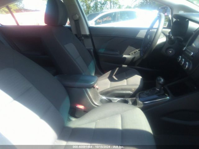 3KPFL4A76JE198094 KIA FORTE LX