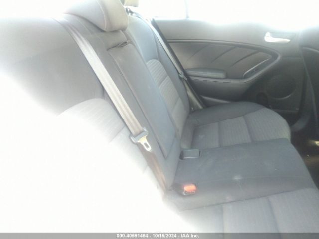 3KPFL4A76JE198094 KIA FORTE LX