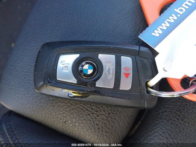 2016 BMW 320I WBA8E5G53GNT95093 Photo 10