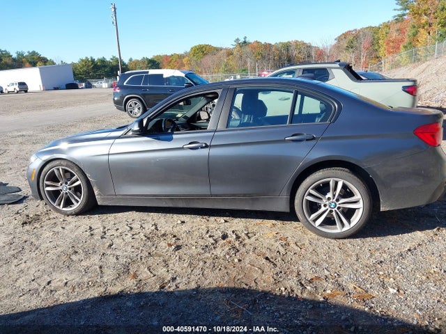 BMW 320i Xdrive 2016 WBA8E5G53GNT95093 Image 14