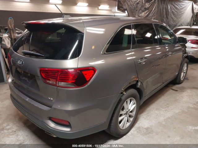 5XYPGDA52KG561809 KIA Sorento 3.3l Lx