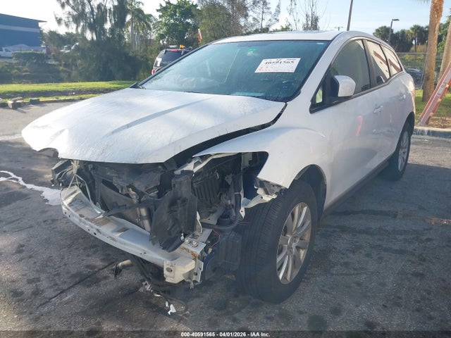 40591565 :رقم المزاد ، JM3ER2B57B0402401 vin ، 2011 Mazda Cx-7 I Sport مزاد بيع